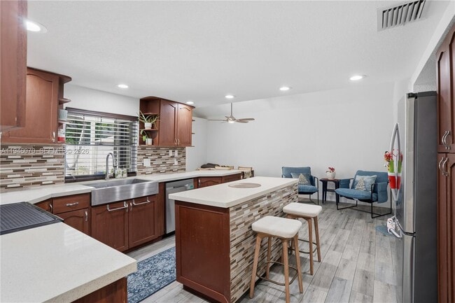 Building Photo - 15006 SW 141st Ct