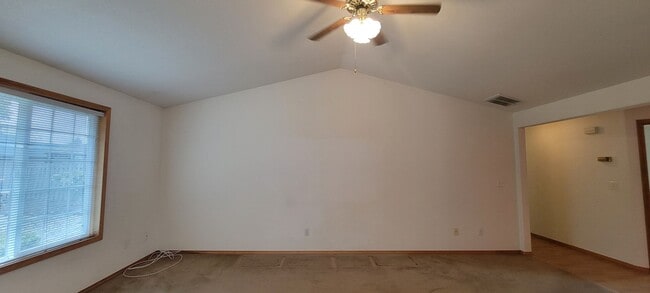 Building Photo - 1583 SW James St