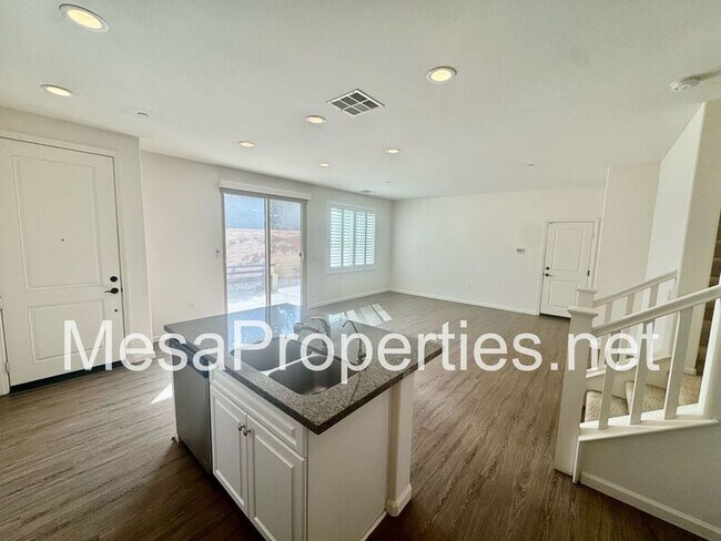 Building Photo - 3230 E Yountville Dr