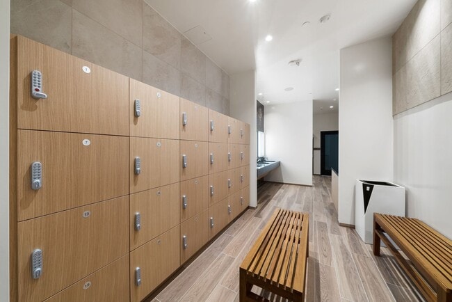 Building Photo - 2350 Sky Ala Moana West #2304