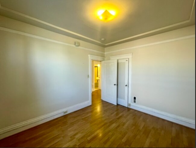 Building Photo - 3400 Fulton St