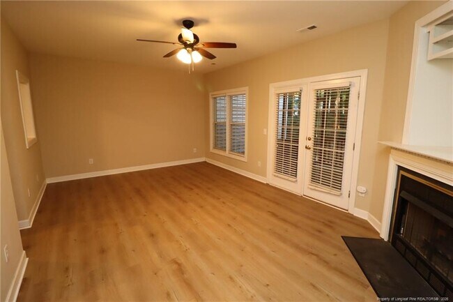Building Photo - 2637 Broad Oaks Pl