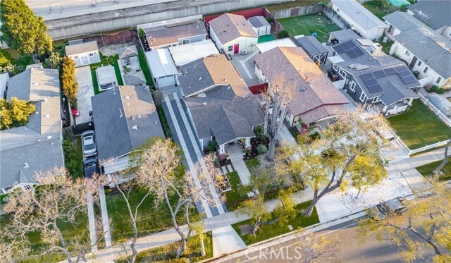 Building Photo - 426 Jacaranda Pl