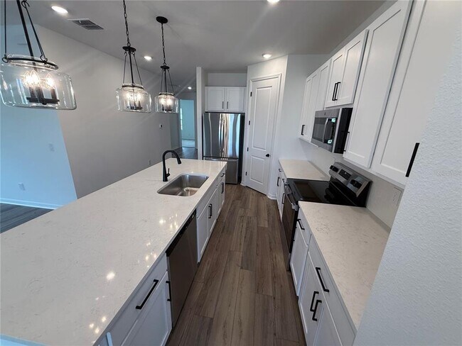 Building Photo - 2653 Broadwing St