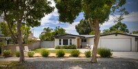 Building Photo - 863 S Vecino Dr