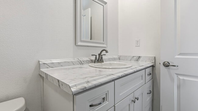 Building Photo - 1249 Martin Rd