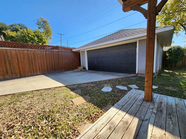 Building Photo - 5536 Belmont Ave