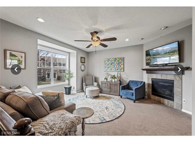Building Photo - 11280 Sand Castle Dr