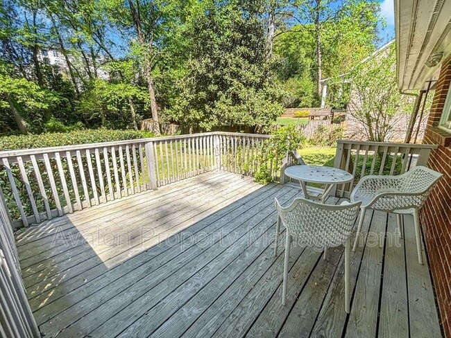 Building Photo - 6058 Harleston Rd NE