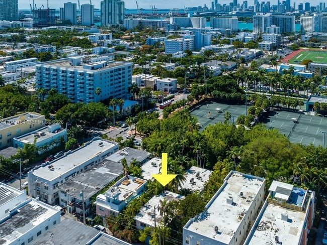 Building Photo - 1127 Meridian Ave