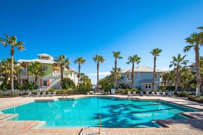 Building Photo - 313 S Forest Dune Dr