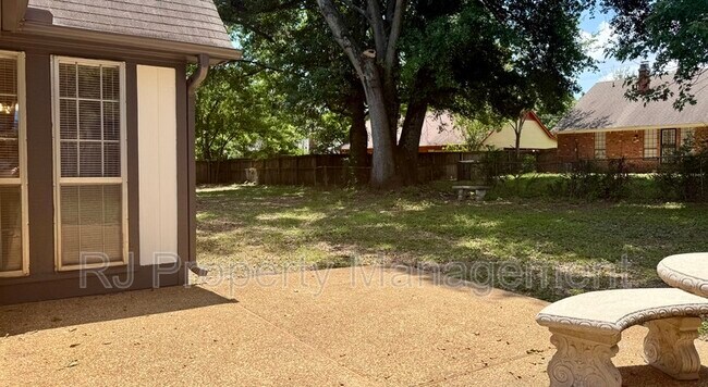 Building Photo - 4521 Stony Point Dr