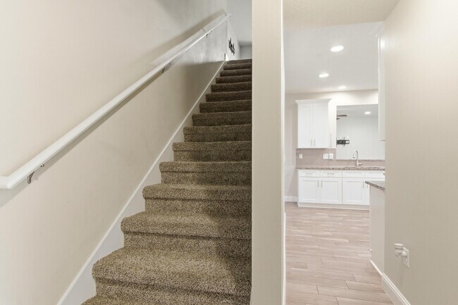 Building Photo - 2892 Chancery Ln
