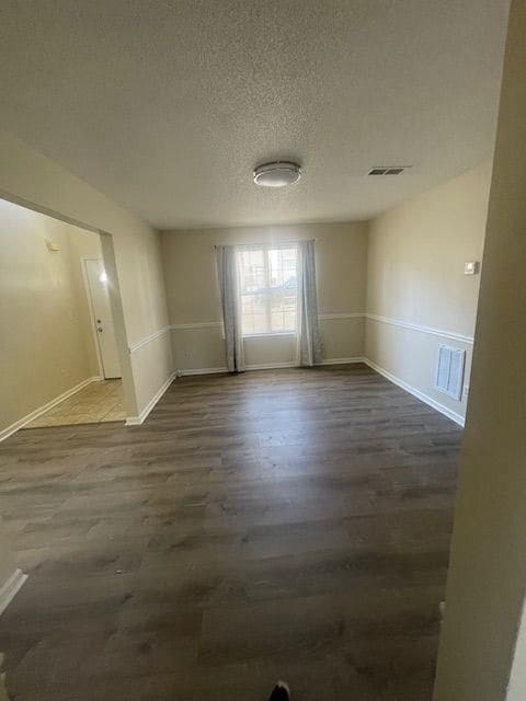 Building Photo - 6469 Brenda Ann Dr