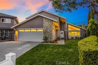 Building Photo - 1320 N Van Gogh Cir