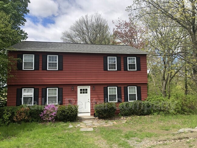 Building Photo - 87 S Silver Ln