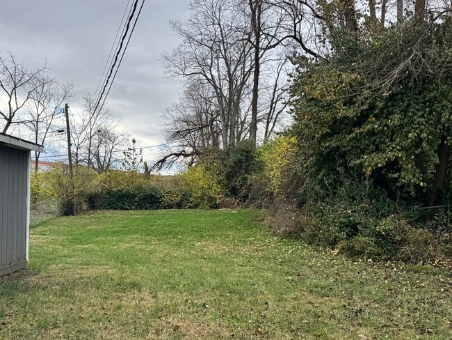 Building Photo - 790 Allendale Dr