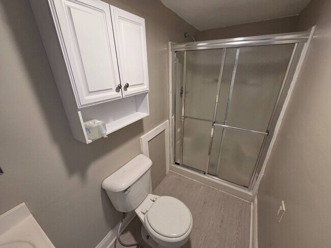 Building Photo - 3027 Fortune Ave