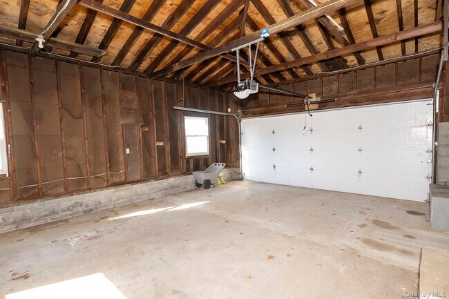 Building Photo - 58 On the Green