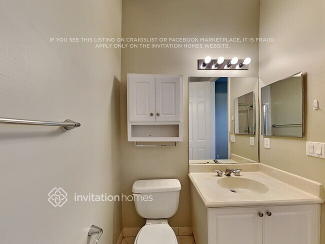 Building Photo - 4119 Parkside Dr