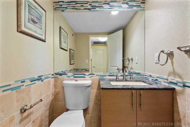 Building Photo - 4250 Galt Ocean Dr