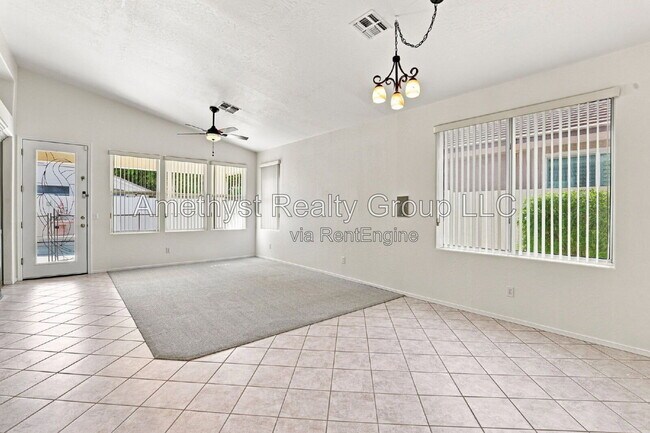 Building Photo - 7027 W Potter Dr