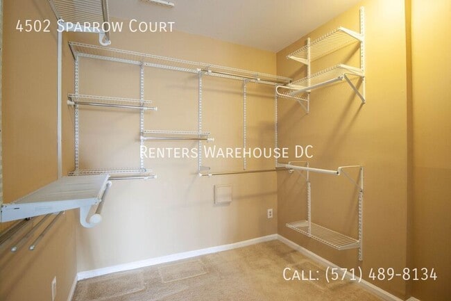 Building Photo - 4502 Sparrow Ct