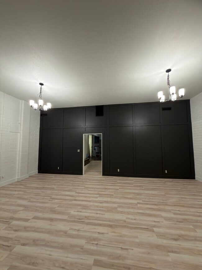 Living Room - 2011 Oregon Ave