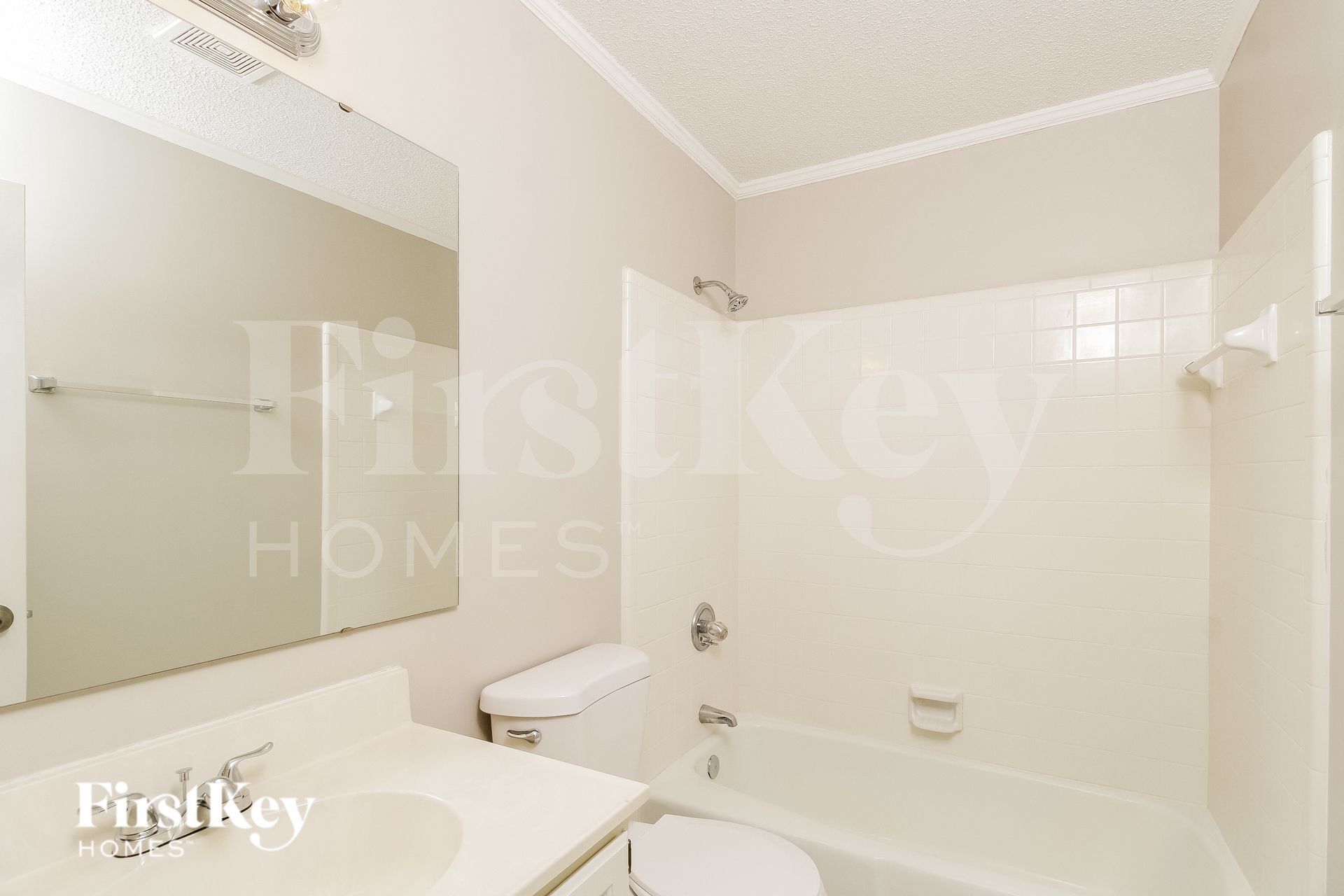 Building Photo - 402 Willow Spring Ct