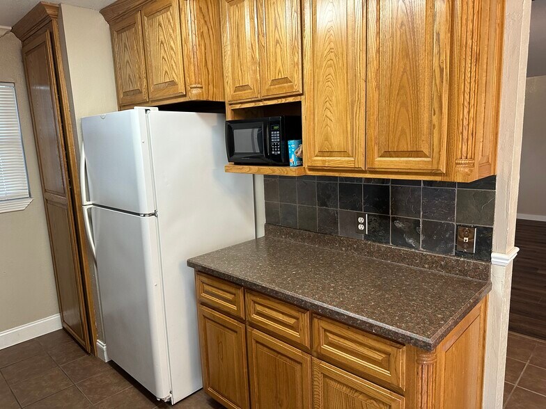 Building Photo - 1200 Woodruff St