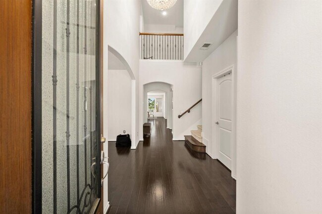 Primary Photo - 17831 Maple Ash Dr