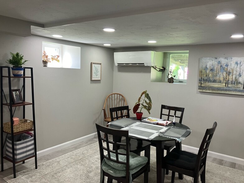 Back room - 12 Creswell Rd