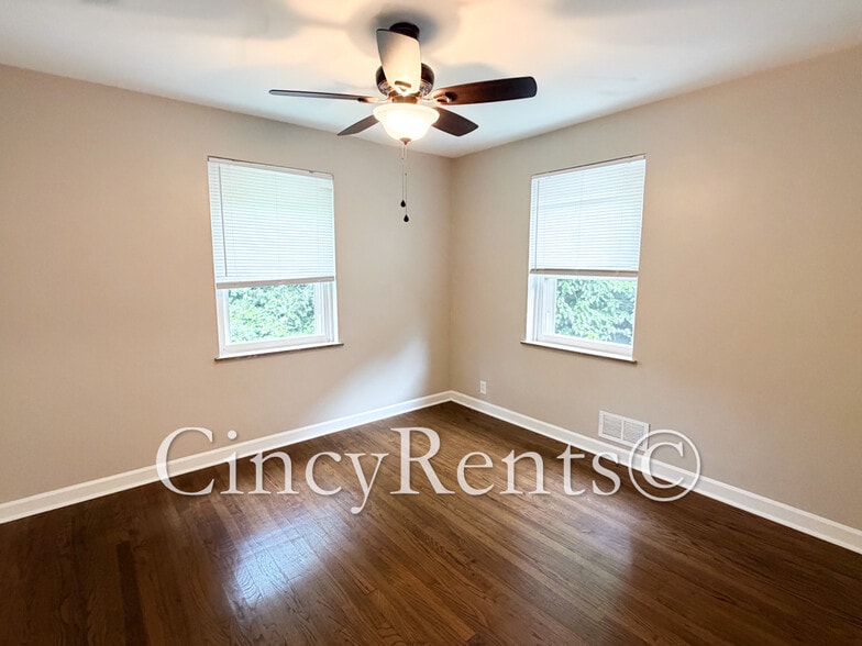 Building Photo - 4105 Paxton Woods Dr