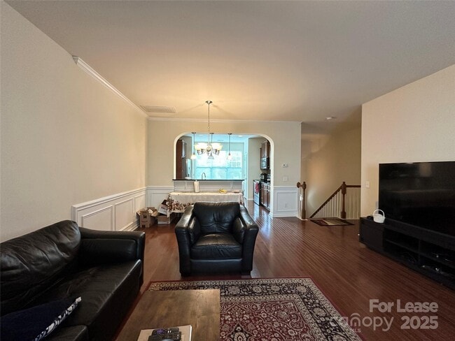 Building Photo - 835 Skybrook Falls Dr