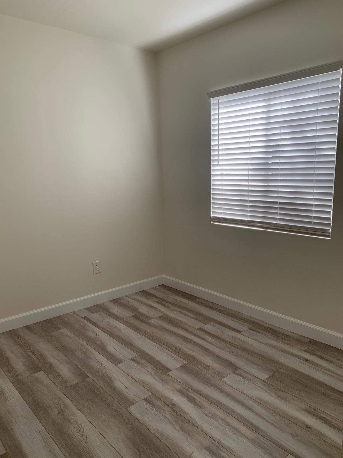 Building Photo - 4302 Muscatel Ave