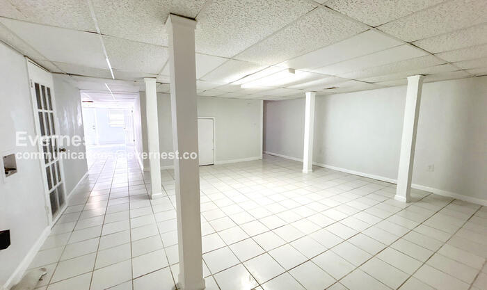 Building Photo - 5151 Vivid Dr SW
