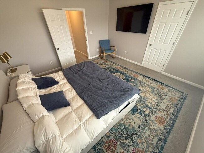 Building Photo - 3659 Chicago St NW