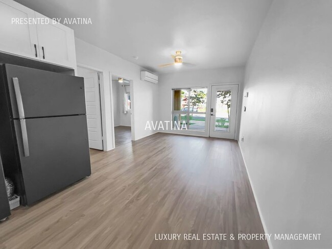 Primary Photo - Video! Killer condo w/ garage & extra park...