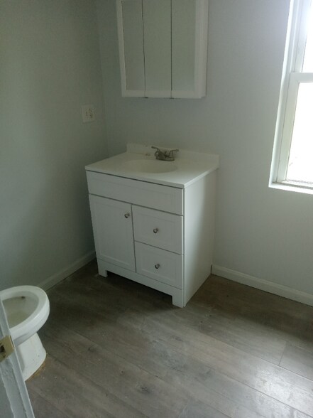 Building Photo - 578 Filbert Orient Rd