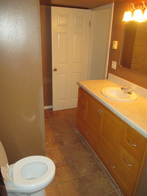 Building Photo - Charming 3 Bedroom Home in Tacoma