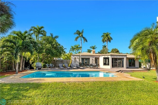 Building Photo - 314 Isle of Capri Dr