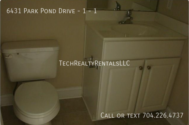 Building Photo - 6431 Park Pond Dr