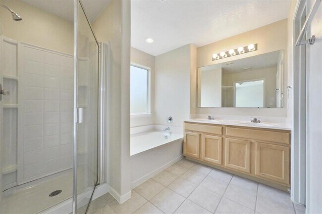 Building Photo - 8814 Arapahoe Pass Ln