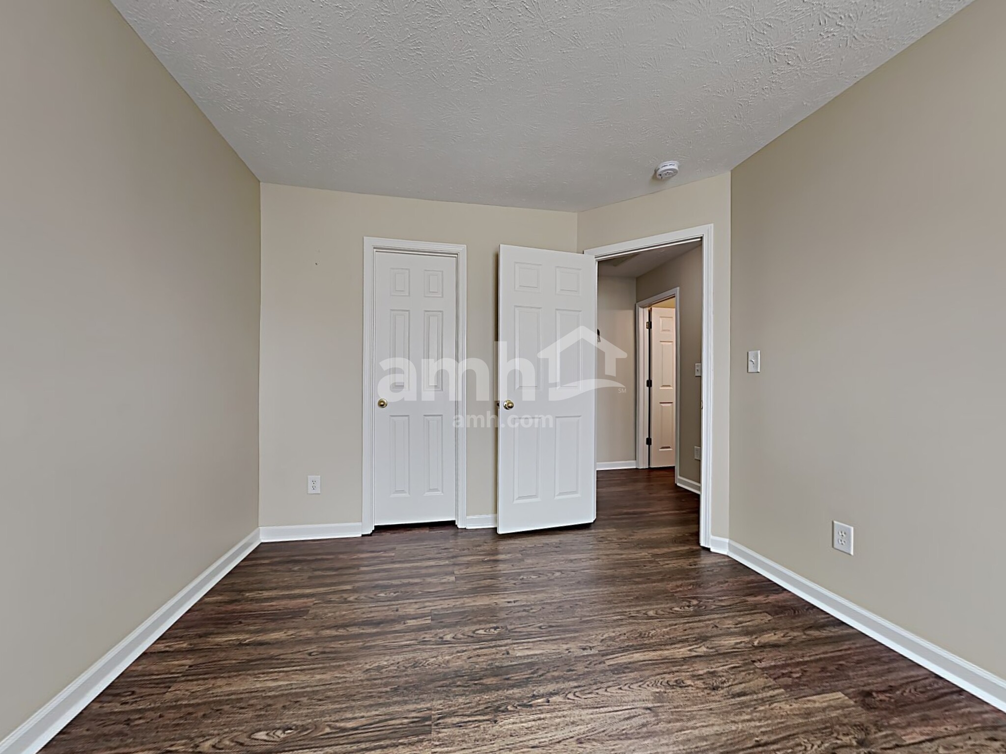 Building Photo - 1292 Birchwood Way