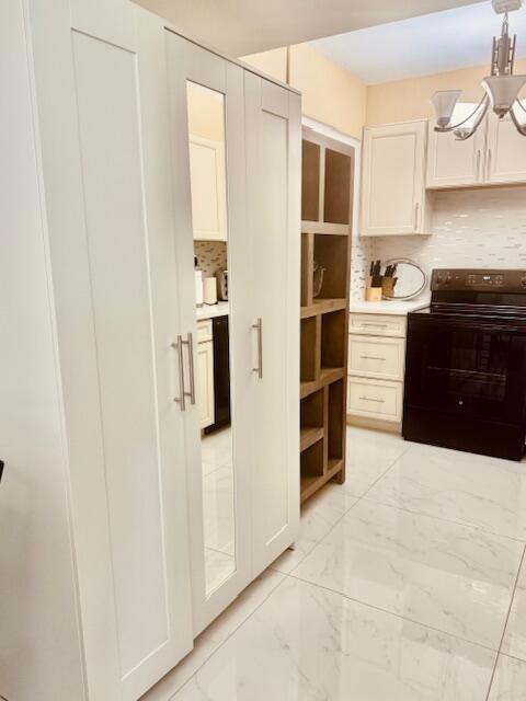 Building Photo - 2840 S Ocean Blvd