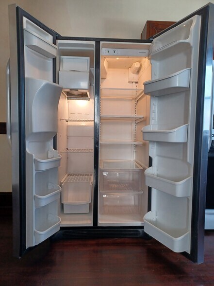 Building Photo - 306 Madison Ave