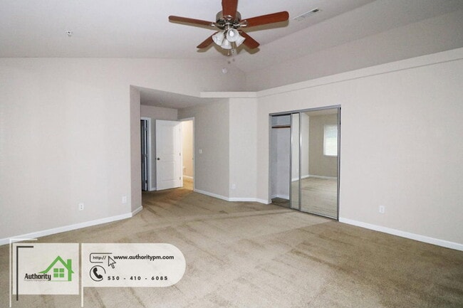 Building Photo - 2381 Yellow Finch Way