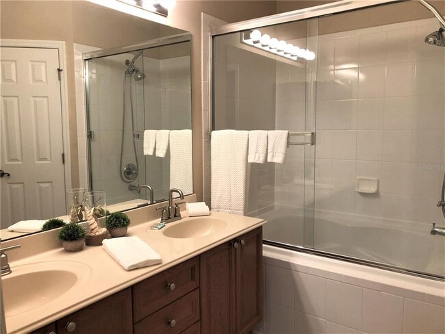 Building Photo - 602 Pinebranch Cir