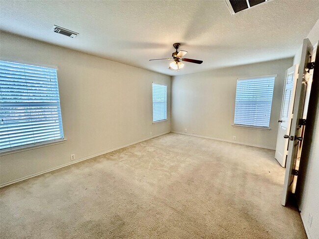 Building Photo - 10623 Sugar Trace Dr