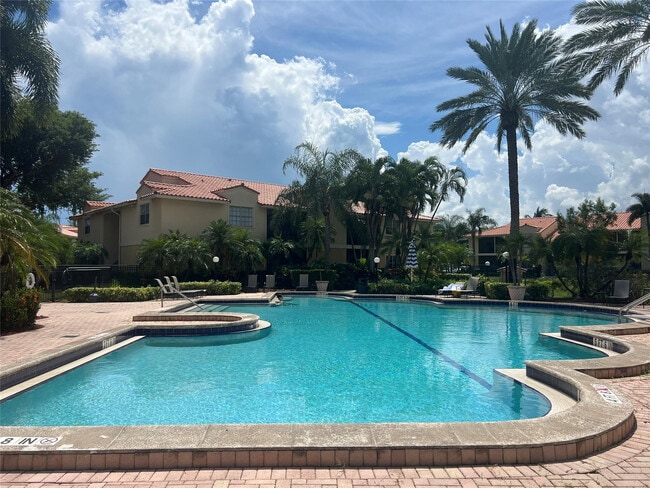 Building Photo - 1241 SW 46th Ave